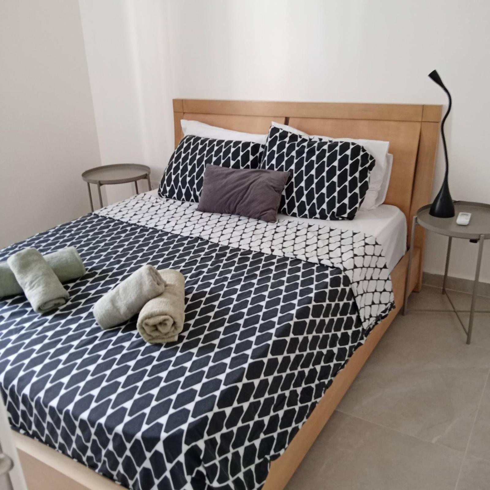 Mari House-Close To The Beach Paphos Extérieur photo