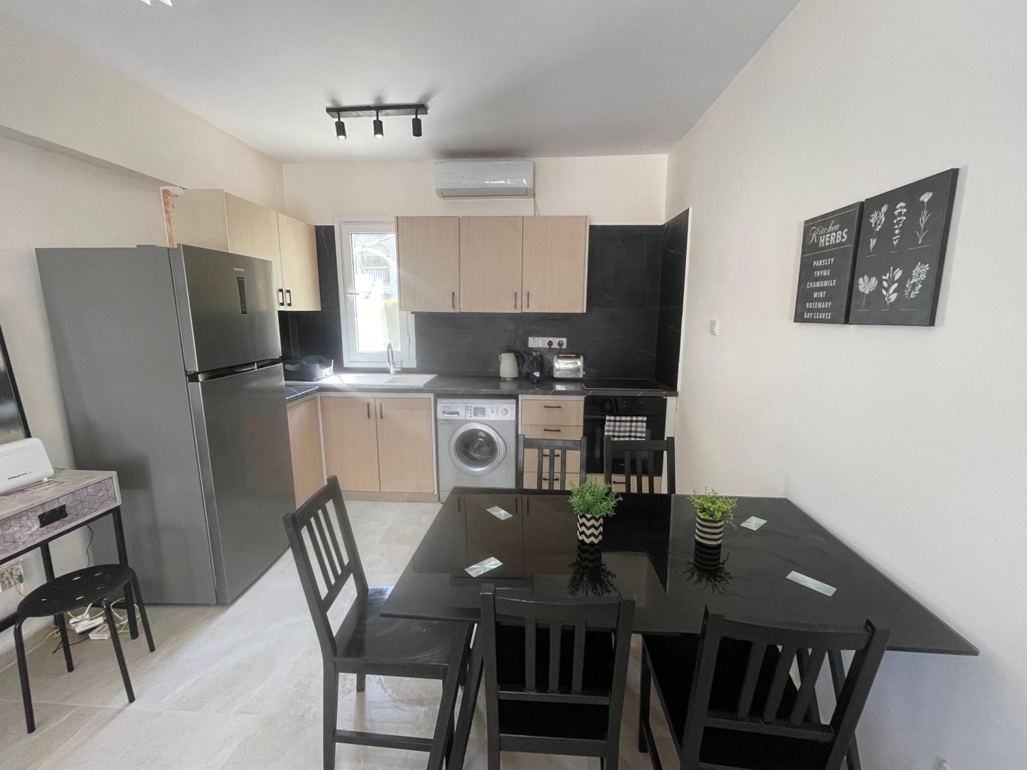 Mari House-Close To The Beach Paphos Extérieur photo
