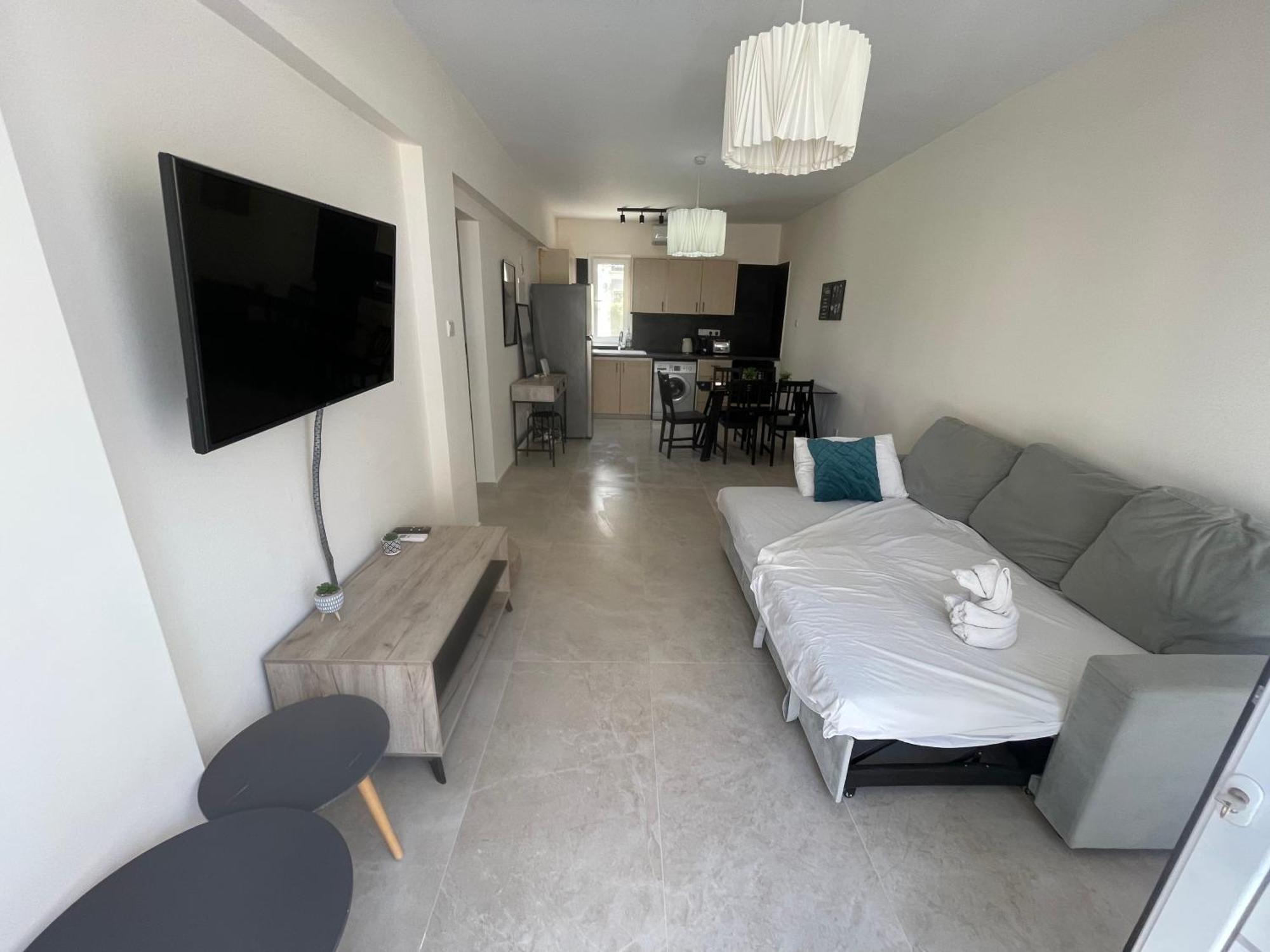 Mari House-Close To The Beach Paphos Extérieur photo