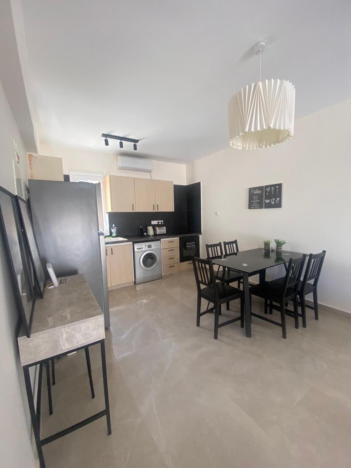 Mari House-Close To The Beach Paphos Extérieur photo